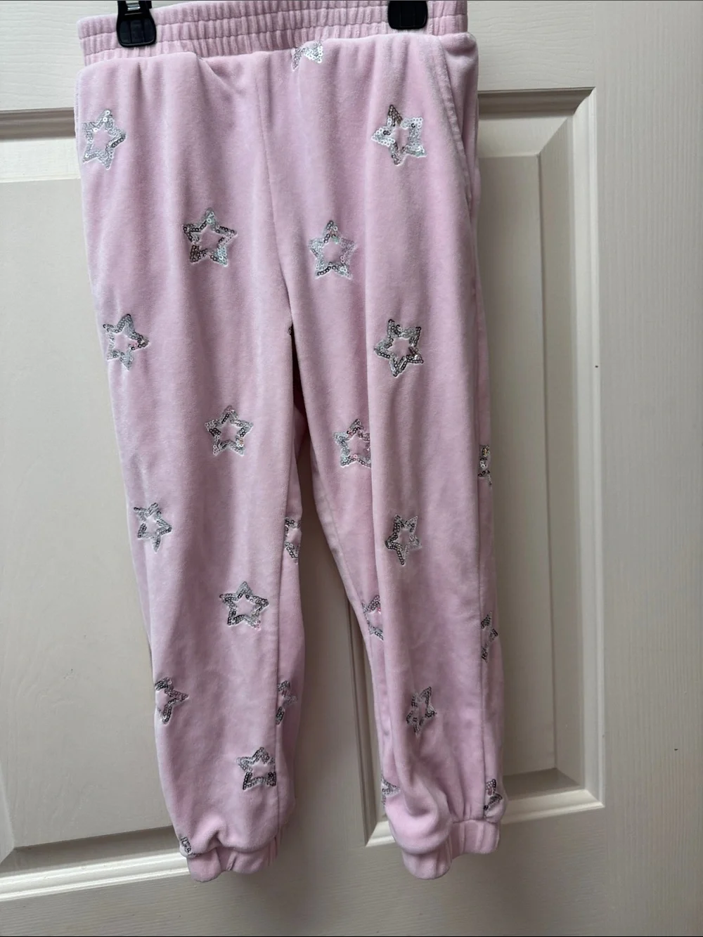btween Light Pink Velvet Girls Two-Piece Lounge Set with Star Accents - Picture 3 of 8